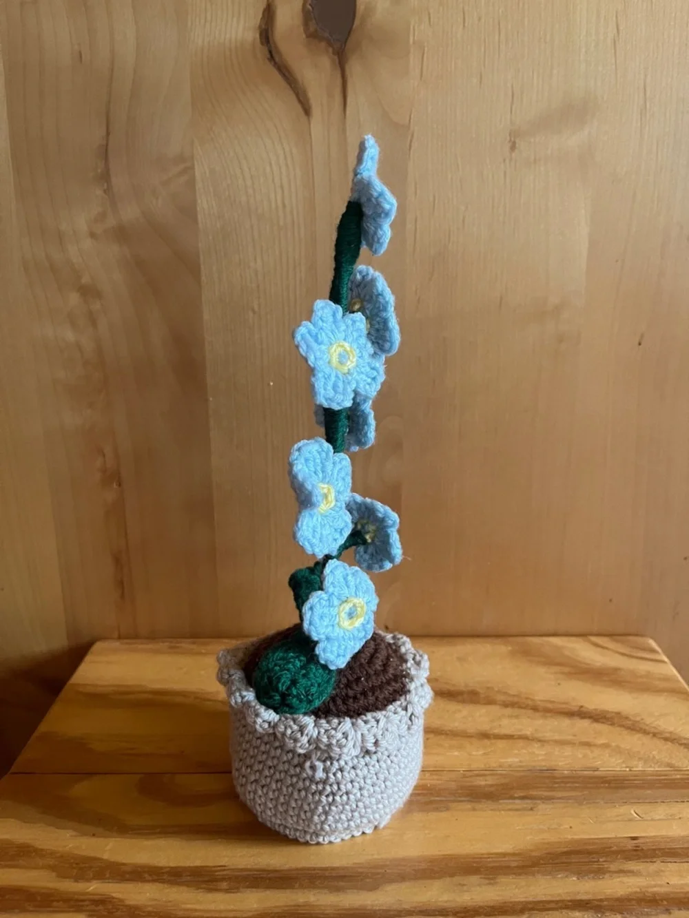🎉HP🎉 Handcrafted Blue Crochet Forget Me Not Flower Plant in Cream Pot